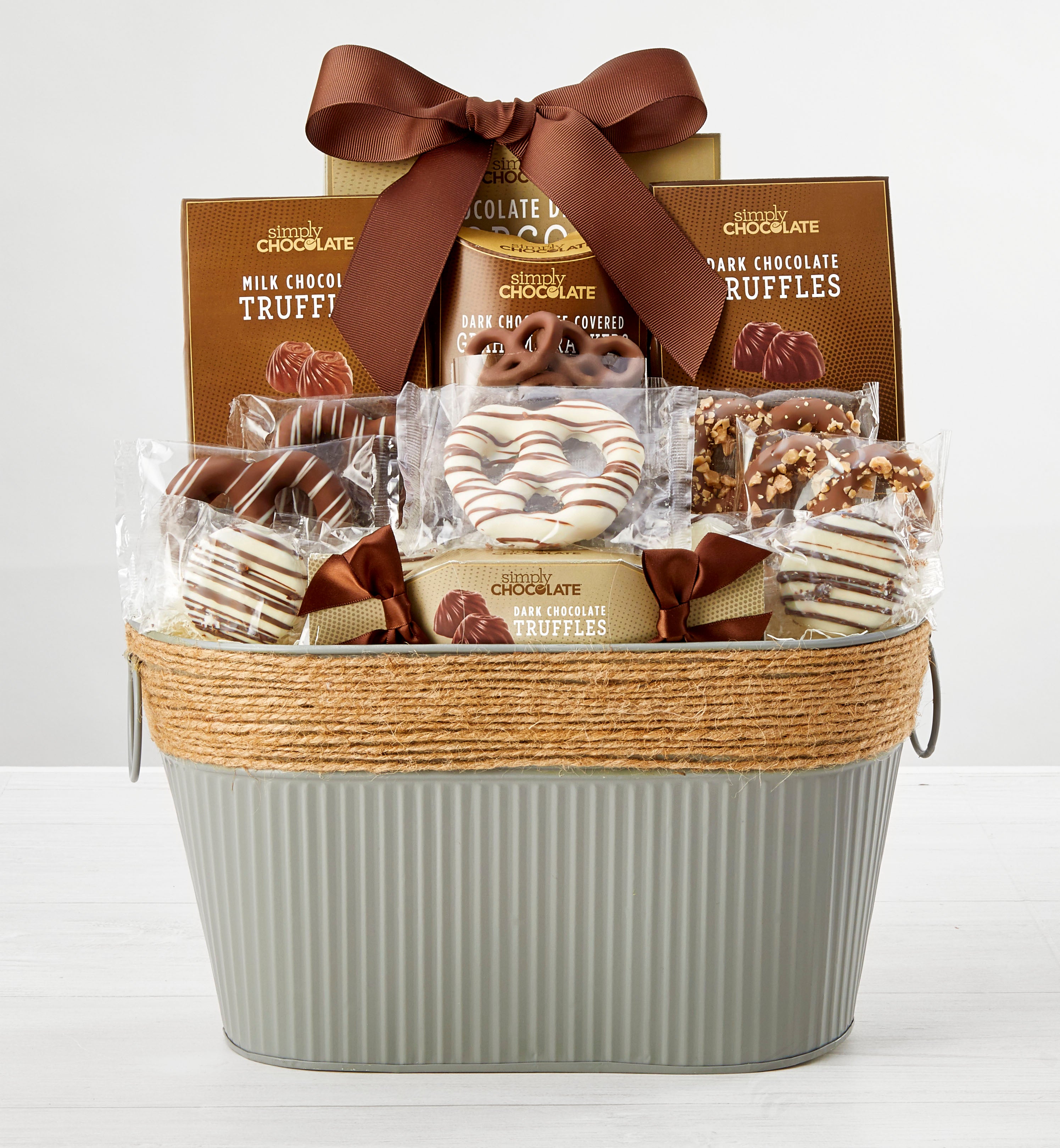 Simply Chocolate® Snacking Favorites Basket Grande